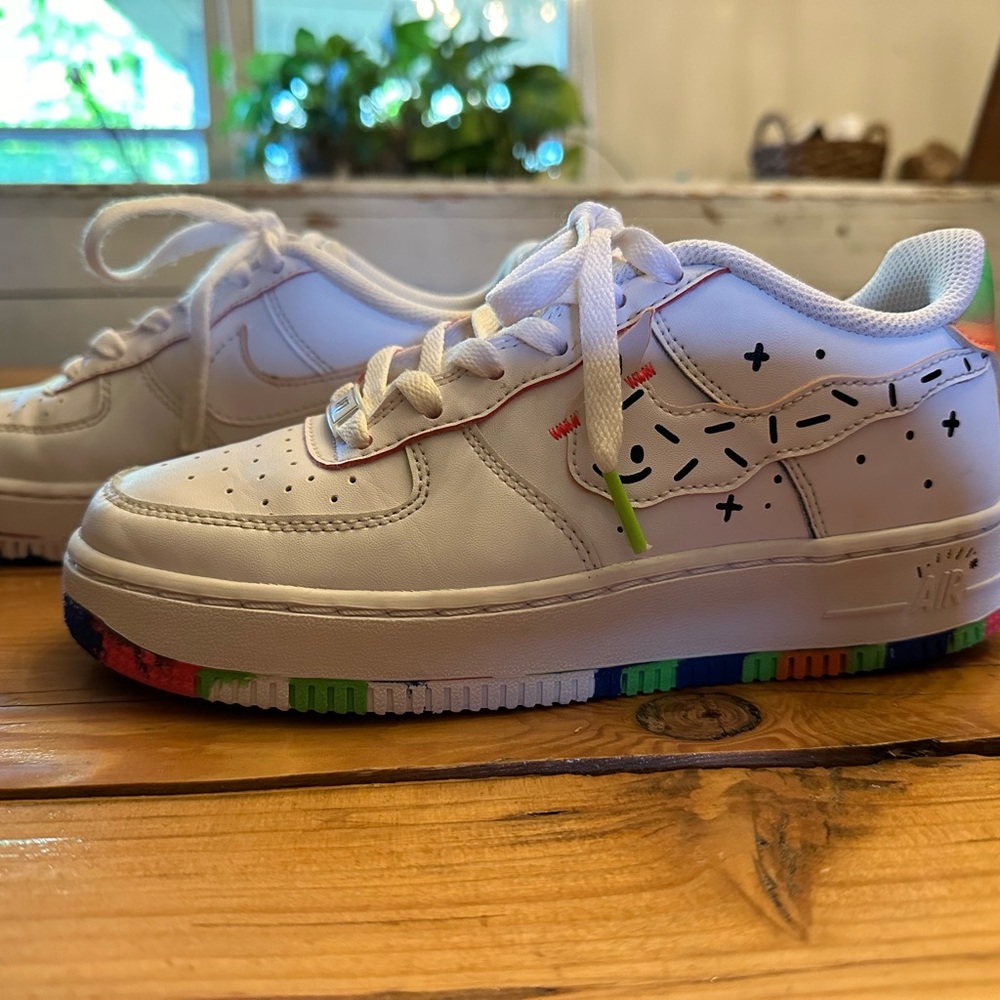 Air Force 1 Low Kids Drawing GS size 4
